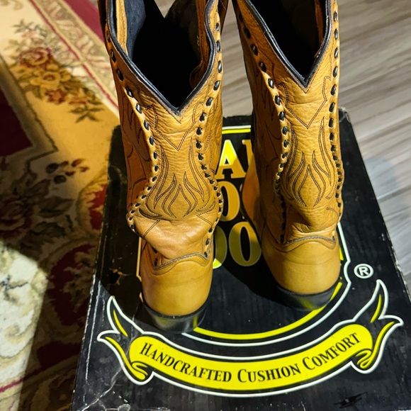 Vintage pair of Dan Post boots - Picture 2 of 10